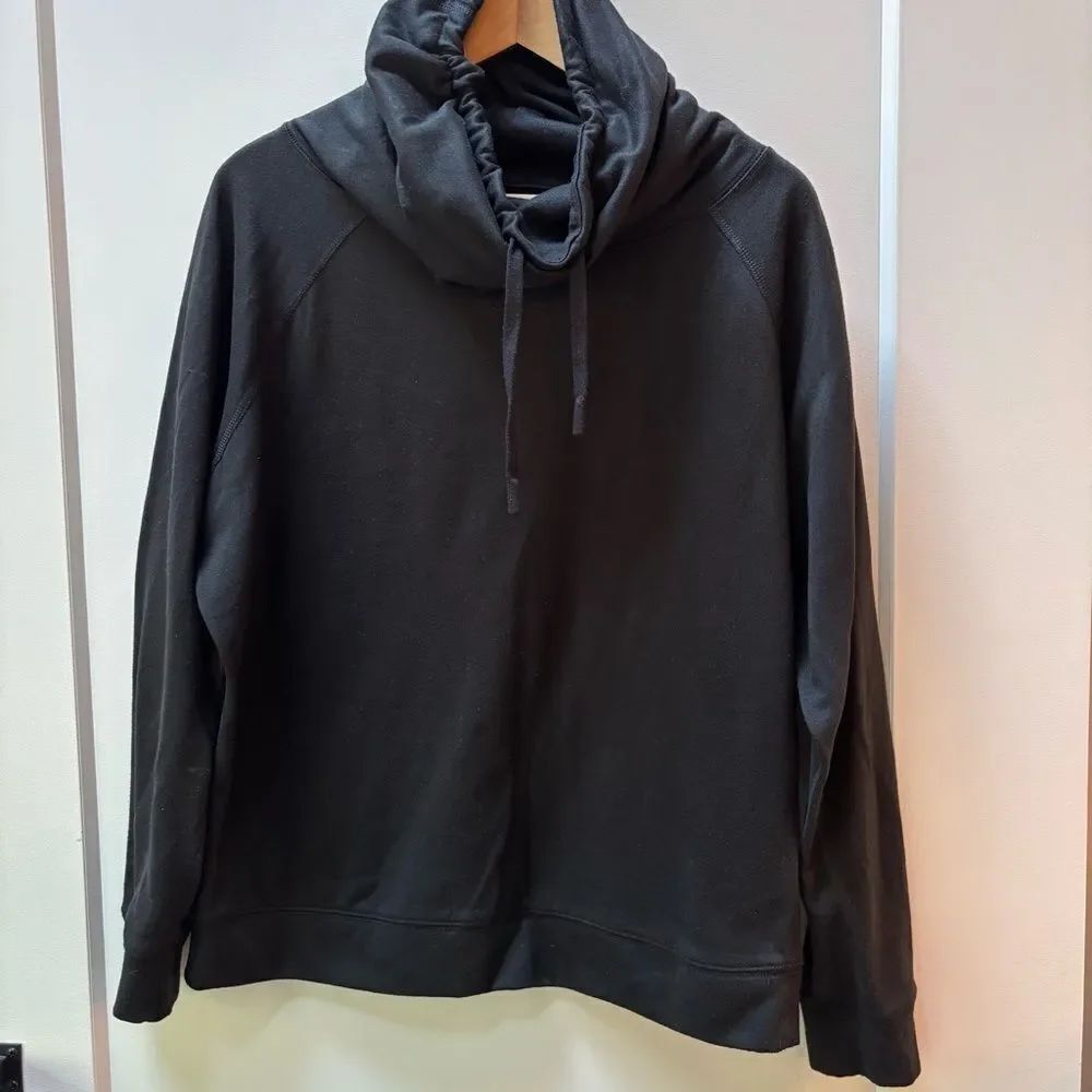 Nike Dri-FIT Black Funnel Neck Pullover Hoodie – Women’s Size L